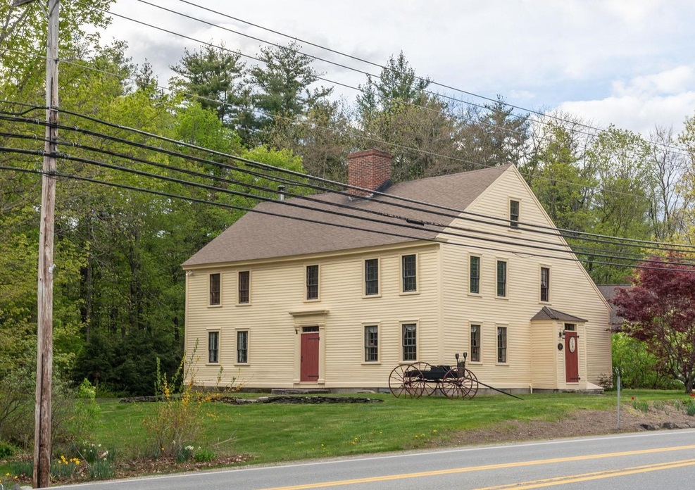 New Hampshire Home Built In 1760